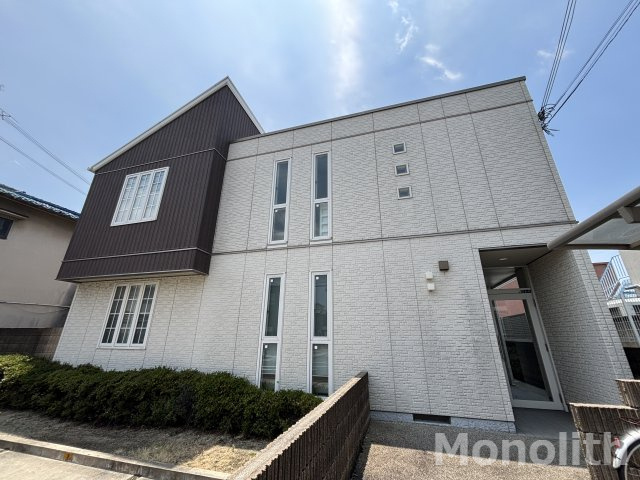 シャーメゾンからたちの外観