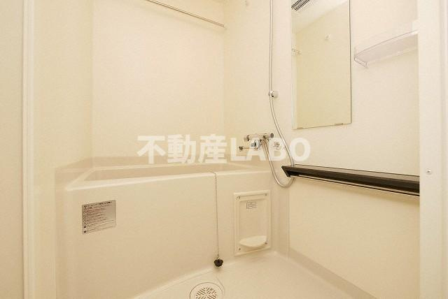 プレサンス大国町ブライスの浴室