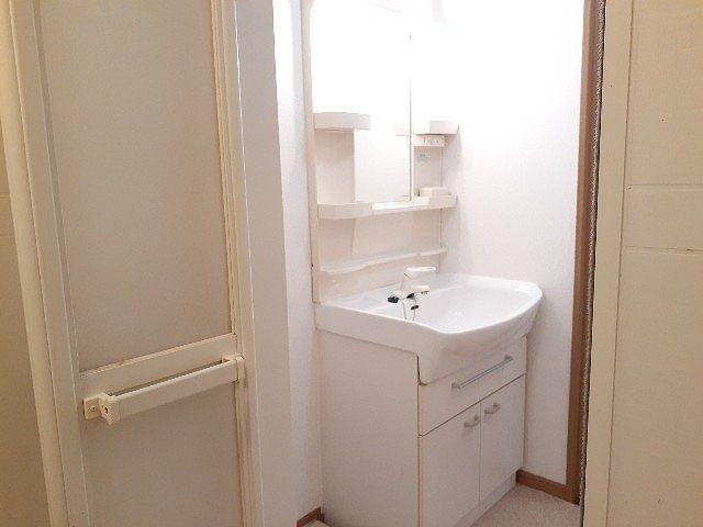 クレアールメゾン大山の洗面所|使いやすい洗面所です