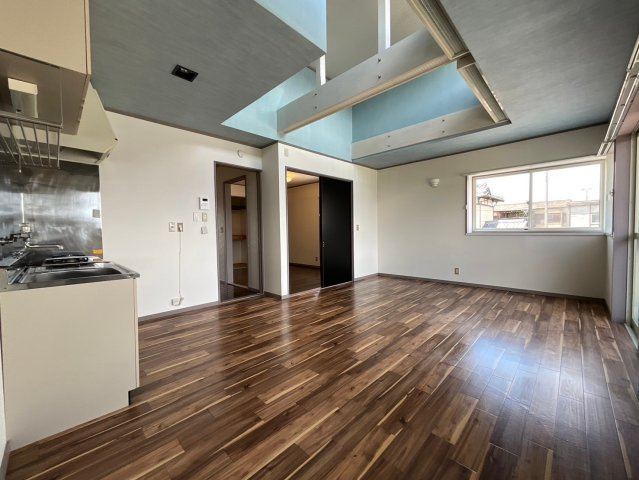 チェリーコートの洋室