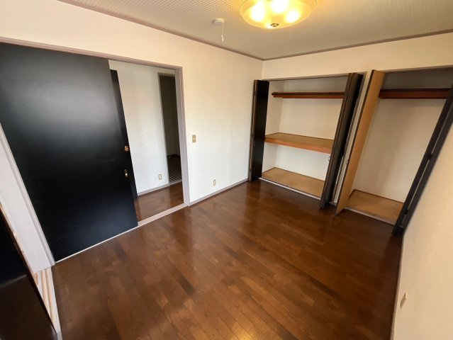 チェリーコートの寝室