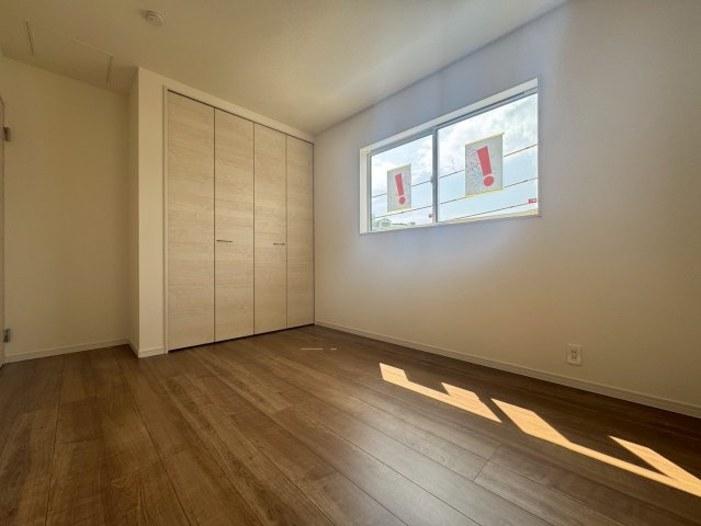 ■■　八重瀬町具志頭-全11棟の洋室|2号棟写真