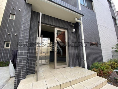 【エントランス】 | F&P