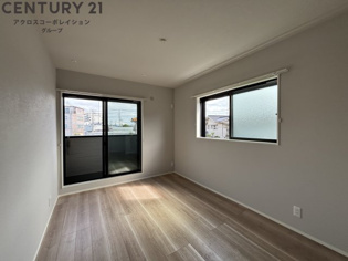 森口貸家（尼崎市浜３丁目貸家）の洋室