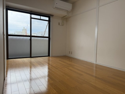  | サンシャイン松山 | 洋室南