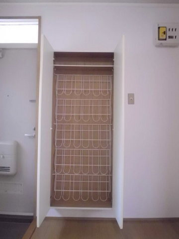 シティハイム　本郷台Ａの玄関|シューズボックスで玄関もすっきり整頓