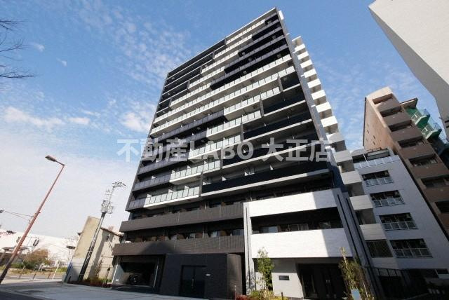 プレサンス大国町ラヴェニールの外観