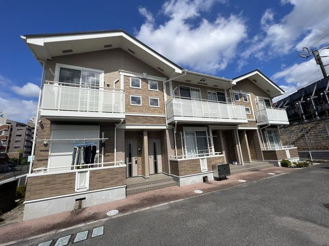 Ｑｕｅｅｎ’ｓ　Ｃｏｕｒｔ　　刈谷市近郊の賃貸はクラスホームの外観