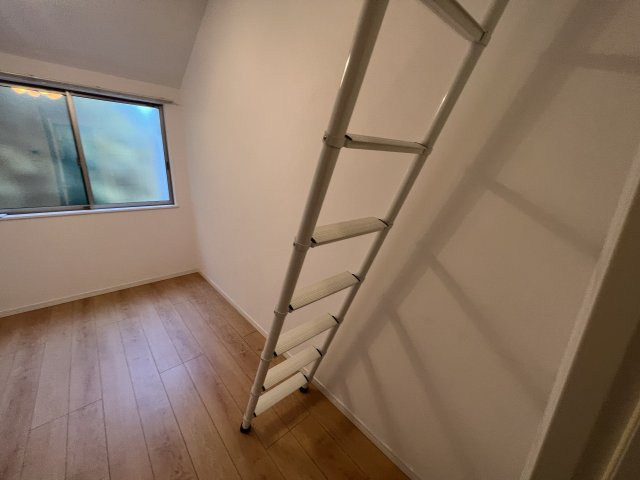 アザーレ・ソラ読売ランド前の内装|他号室の写真になります。