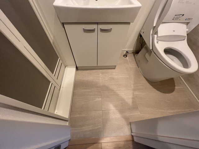 アザーレ・ソラ読売ランド前のロビー|他号室の写真になります。