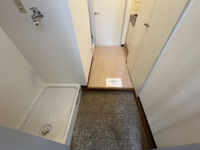 アーバンハイツ大岡山の玄関|※過去退去時のお写真です