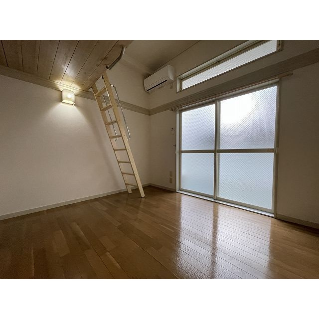 セントラル蒲田の居間・リビング|居間です