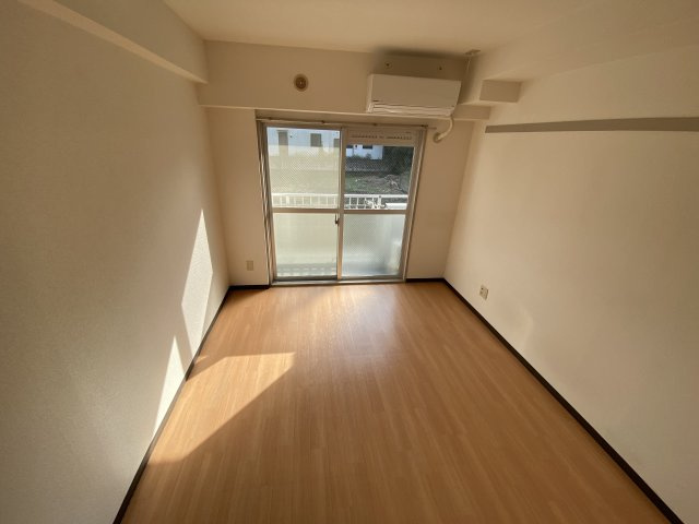 ポートハイム三春台の居間・リビング|使いやすいリビングです