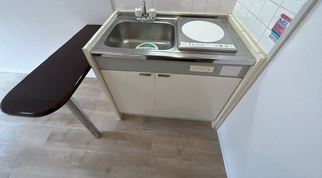 ジュエリー世田谷のキッチン|1口IHコンロ