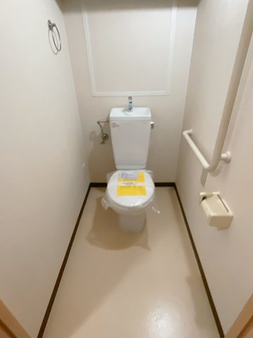 大阪市城東区森之宮２丁目の賃貸マンションのトイレ