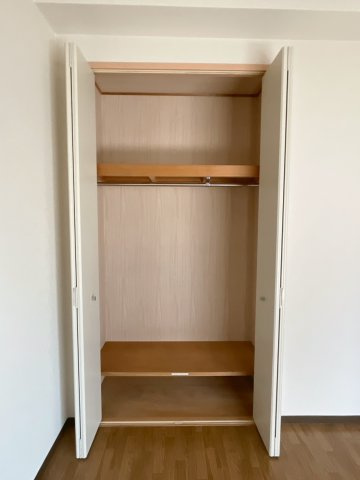 大阪市城東区森之宮２丁目の賃貸マンションの収納