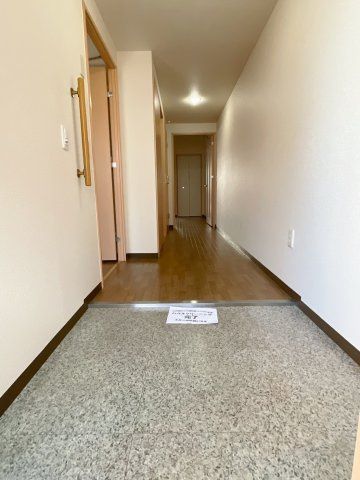 大阪市城東区森之宮２丁目の賃貸マンションの玄関