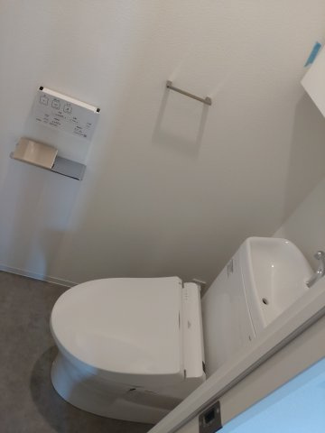 SYFORME ITABASHI Ⅲのトイレ|※同タイプ参考写真です（natural）