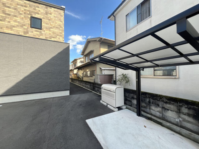 【その他共用部分】 | ソフィア | 屋根付き駐輪場