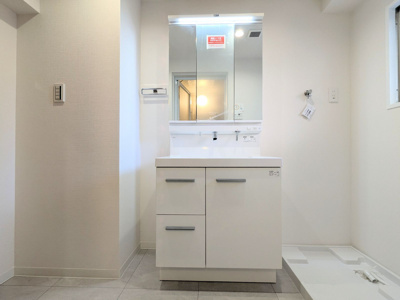 【独立洗面台】 | ユテライズ根岸