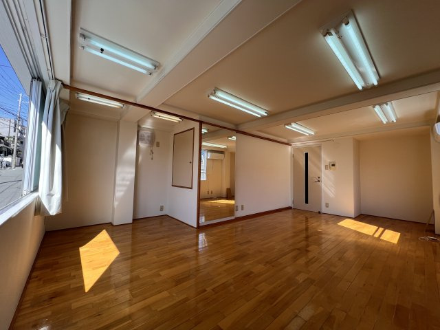 山下ハイツの居間・リビング