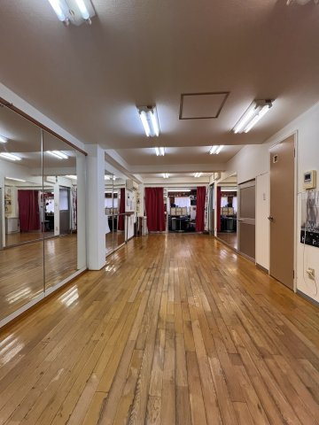 山下ハイツのロビー