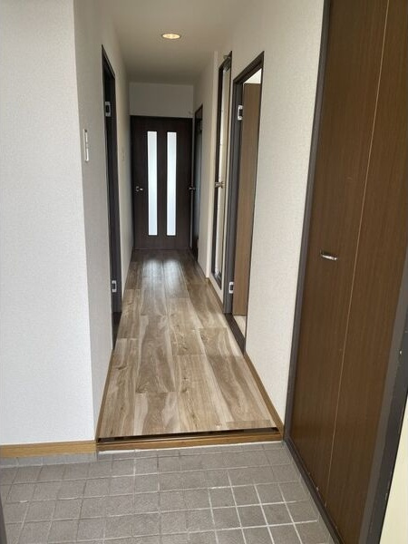 グランドヒルズ鈴木の玄関|きれいな玄関です