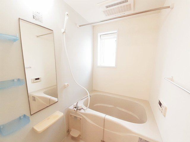 サンシャトーBの浴室