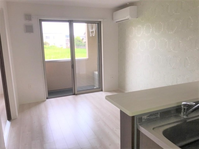 ユニヴァリィエスポアールの居間・リビング