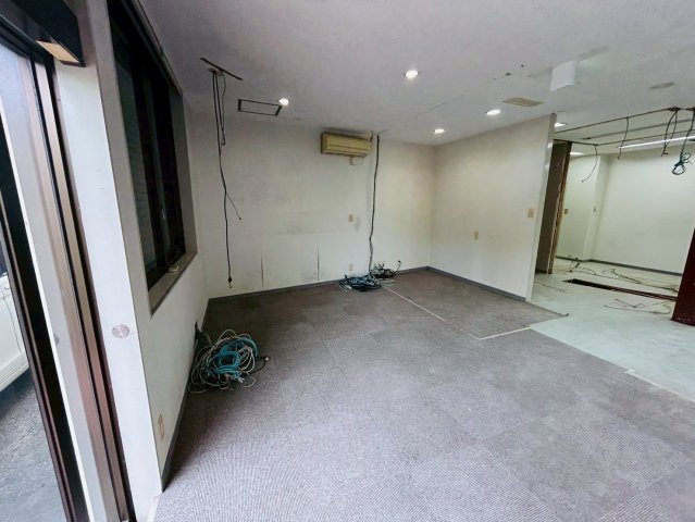 日進市梅森台テナントの内装