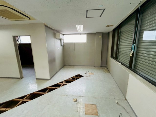 日進市梅森台テナントの内装