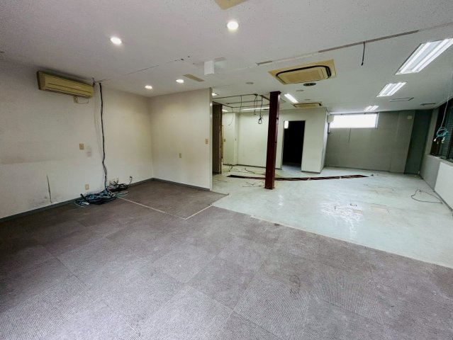 日進市梅森台テナントの内装