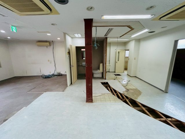 日進市梅森台テナントの内装