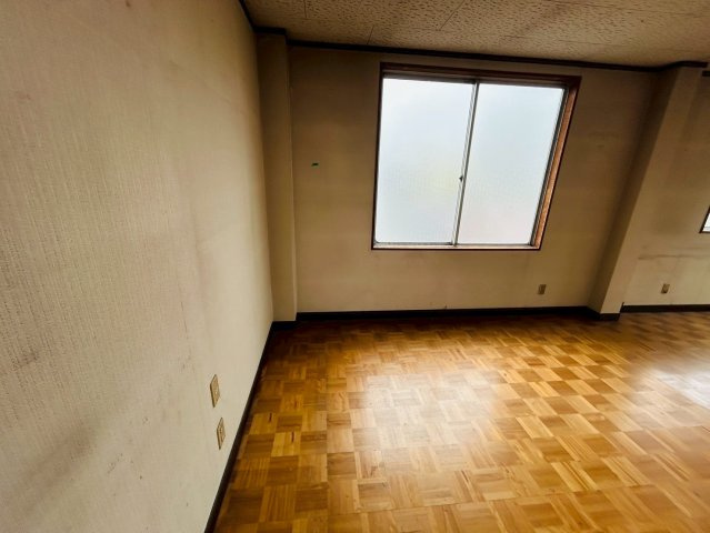 日進市梅森台テナントの内装
