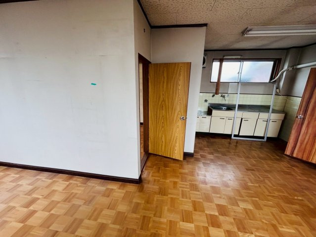 日進市梅森台テナントの内装