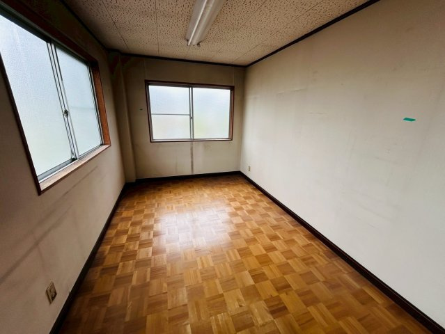 日進市梅森台テナントの内装