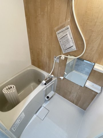 サンテラス・TUTOMIの浴室|落ち着いた空間のお風呂です