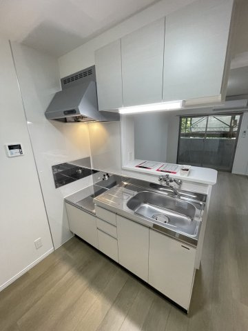 サンテラス・TUTOMIのキッチン|きれいなキッチンです