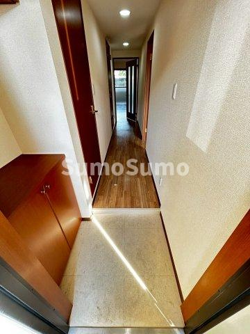 ウィズプレジール若王寺の玄関|きれいな玄関です