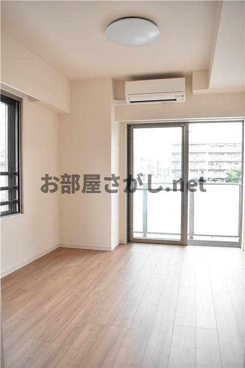 N-stage下総中山【高級デザイナーズ／11月中旬入居可】の居間・リビング