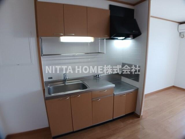 マーヴェラスＡのキッチン|オープンタイプのキッチンがついています◎