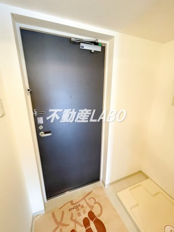 エスリードコート難波ウエストの玄関