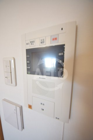 アリヴィオ夕陽ヶ丘　五条小学校区のセキュリティ|アリヴィオ夕陽ヶ丘　TVモニター付きインターホン