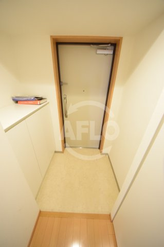 アリヴィオ夕陽ヶ丘　五条小学校区の玄関|アリヴィオ夕陽ヶ丘　玄関