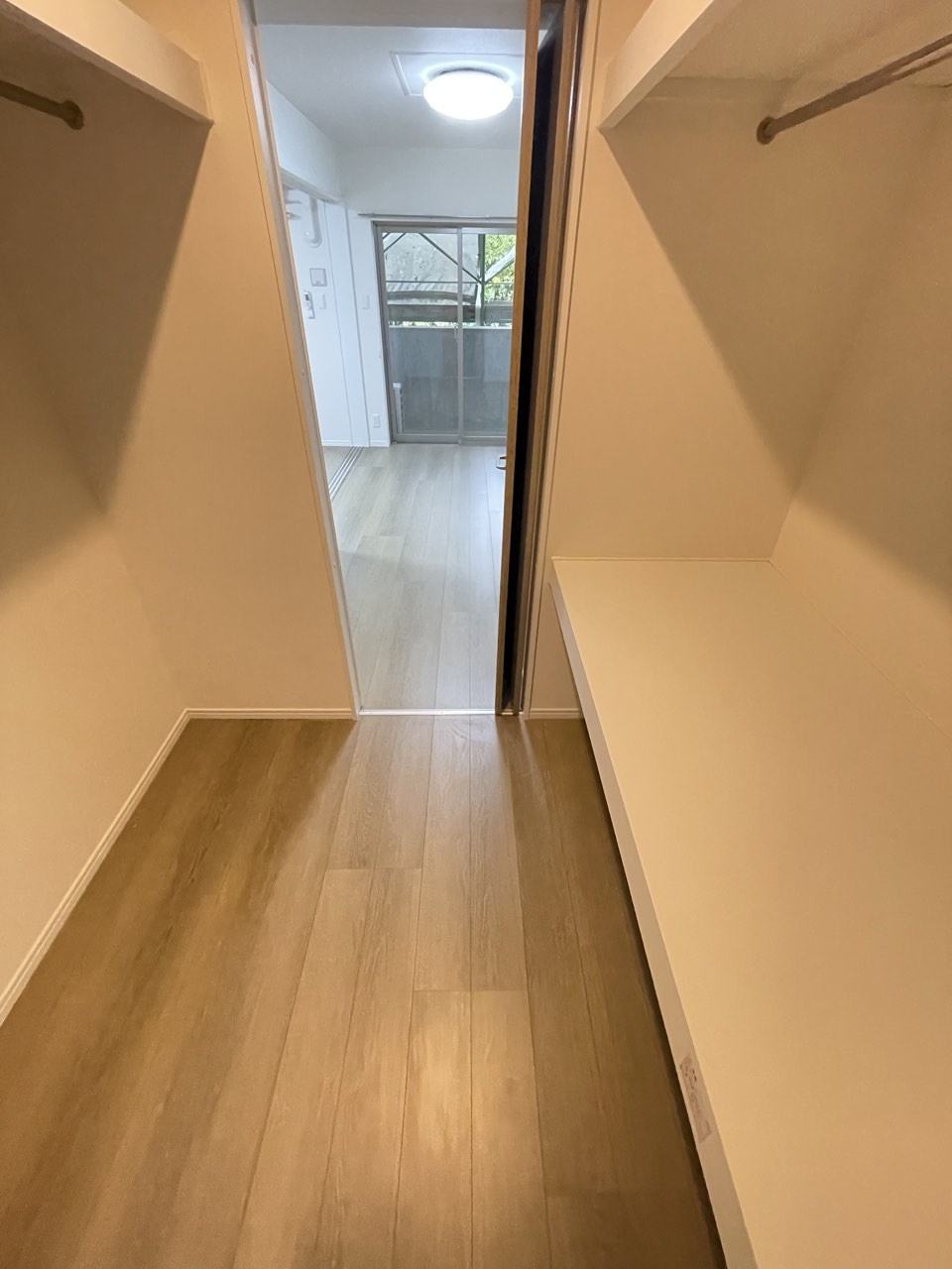 サンテラス・TUTOMIの玄関|落ち着いた玄関です