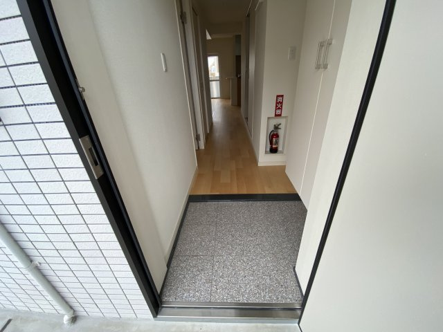 プランドールⅡの玄関