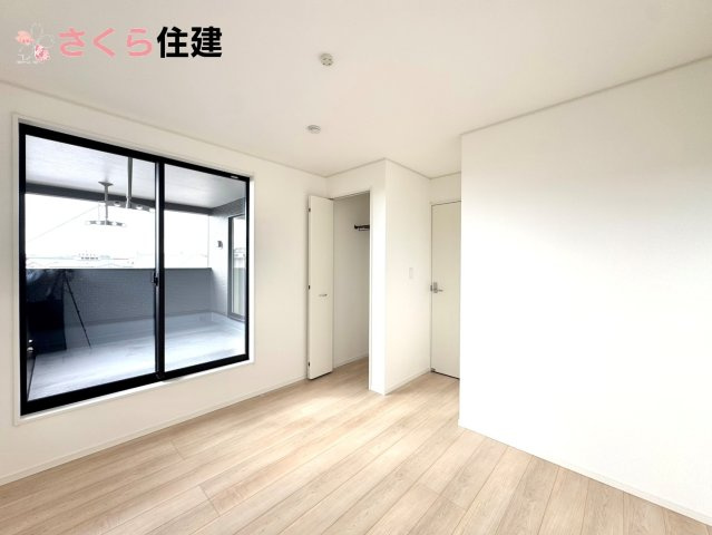 クレイドルガーデン　宇都宮市川田町第6　11号棟の洋室|広々とした洋室です♪お子様の成長に伴って増えていく荷物にも対応できます！
