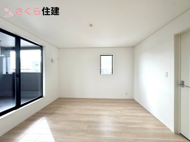 クレイドルガーデン　宇都宮市川田町第6　11号棟の洋室|各部屋に収納あります！荷物が多い子育て世代や、趣味道具の多い方にもうれしいですね！
