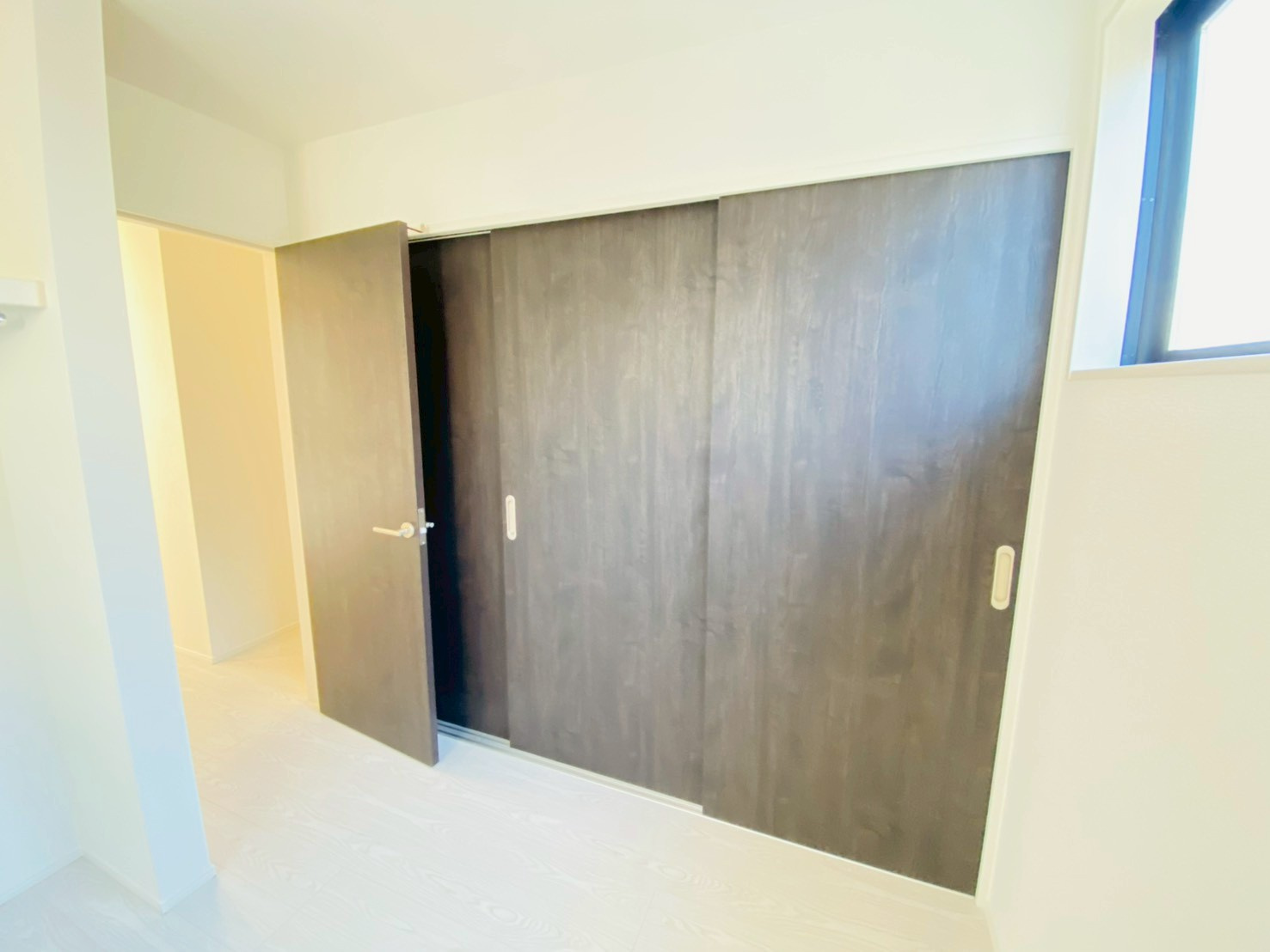 よかタウン／菊池郡菊陽町津久礼１２期／１号棟の洋室