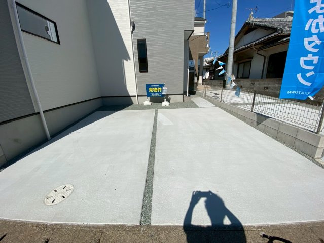 よかタウン／菊池郡菊陽町津久礼１２期／１号棟の駐車場